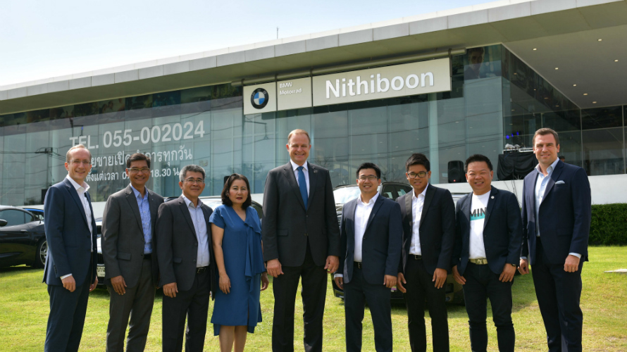 BMW Group Thailand and Nithiboon celebrate showroom reopening in new location to enhance premium automotive experience across three brands in Phitsanulok and lower northern region BMW Group Thailand and Nithiboon celebrate showroom reopening in new location to enhance premium automotive experience across three brands in Phitsanulok and lower northern region